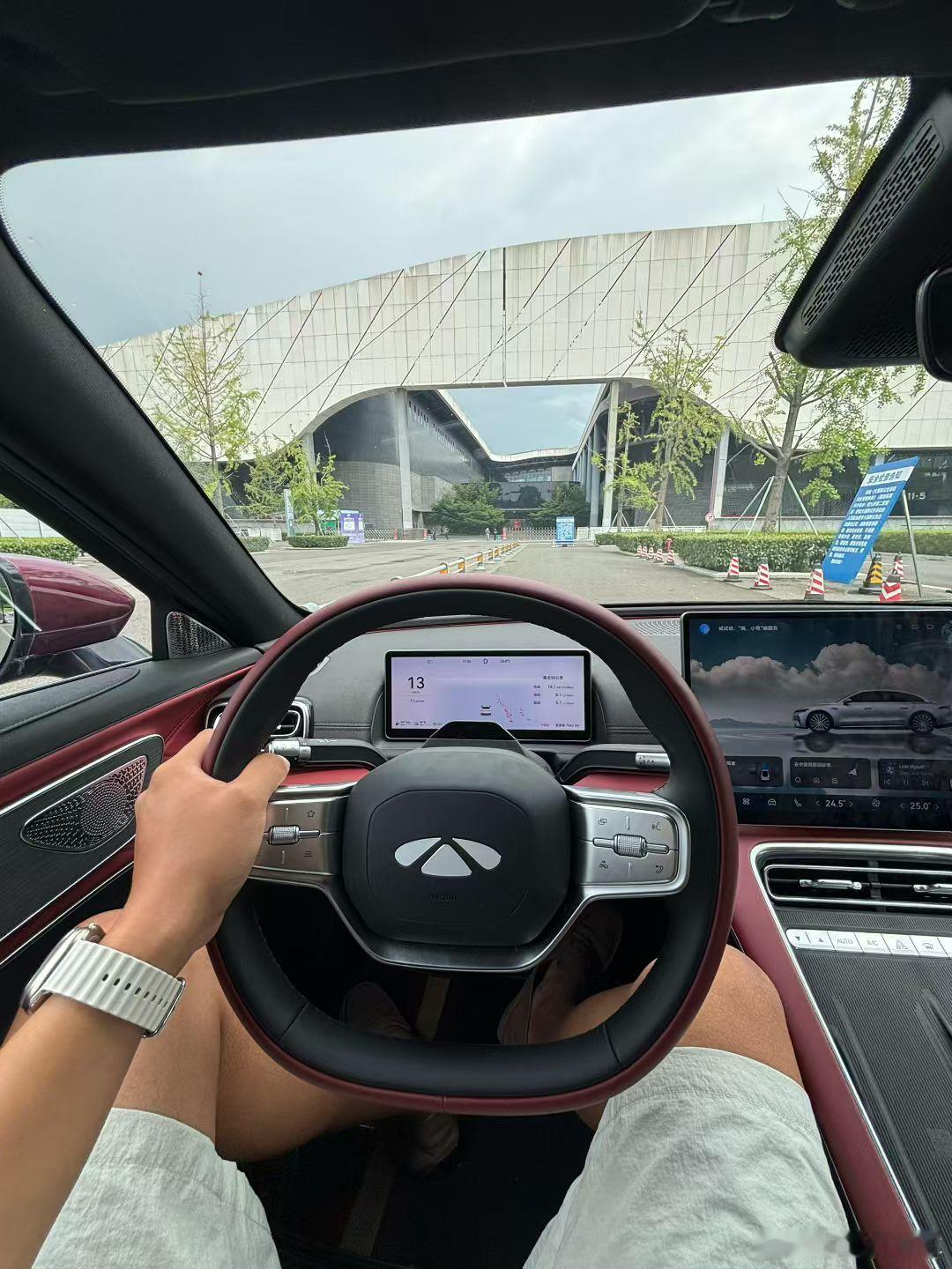 不博眼球不吹牛，风云A9L好在哪儿？开了一万多公里，发现之前买车走了不少弯路…因
