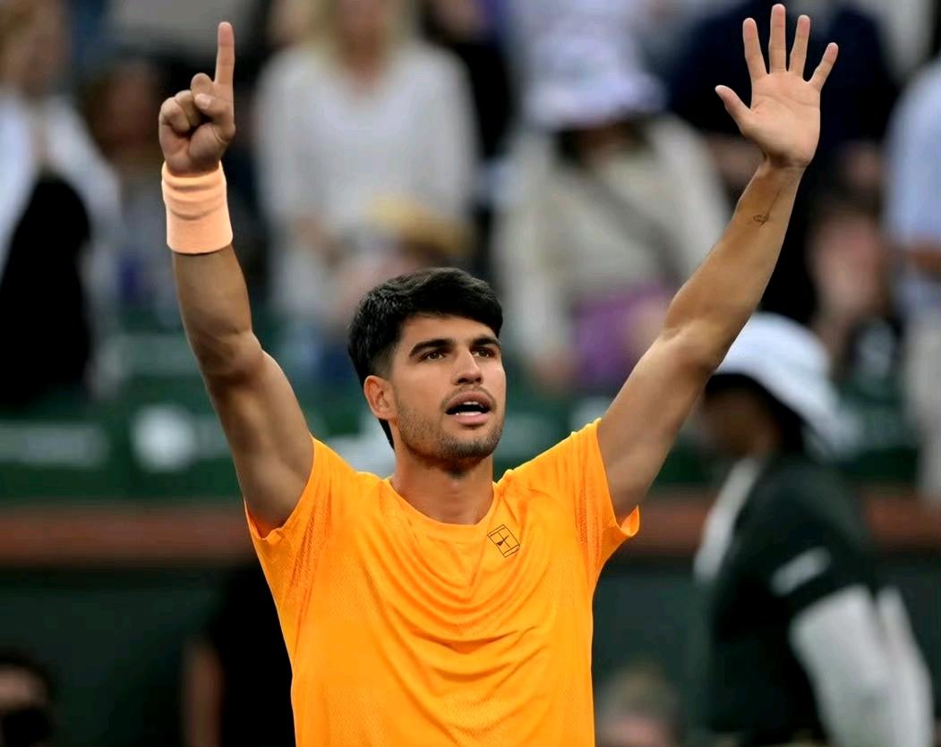 这么打下去，都打到八强了，感觉大家又在陪双子星训练似的……
阿卡6-1/7-6(