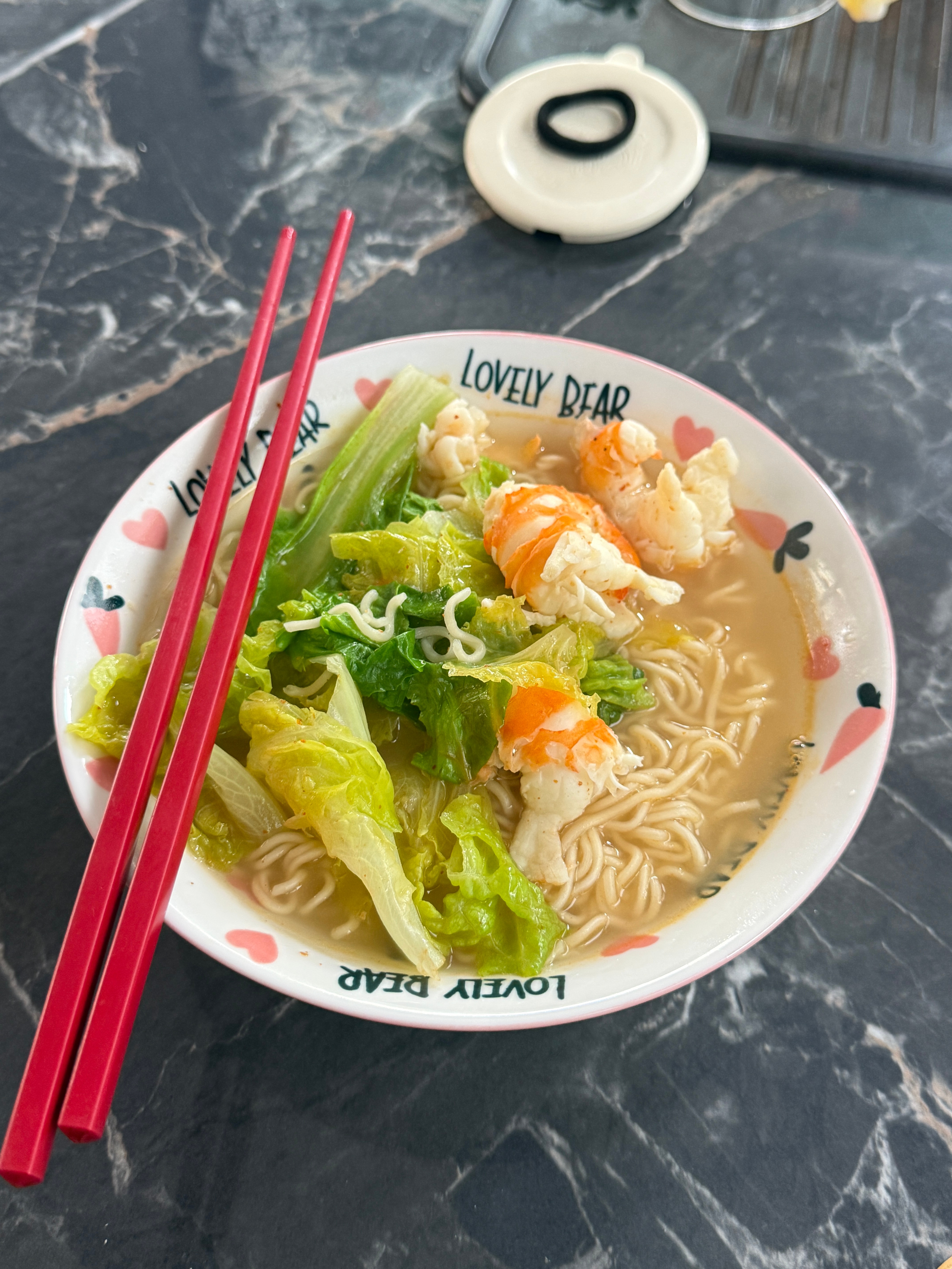 跑步即刻开跑 660昨晚忙的没吃饭就去喝酒了，早上早早饿醒只能先去跑个步醒醒脑了