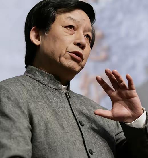 最有斗争水平的一段话：“报复一个人最好的办法，不是和她嘴上斗输赢，不是想方设法的