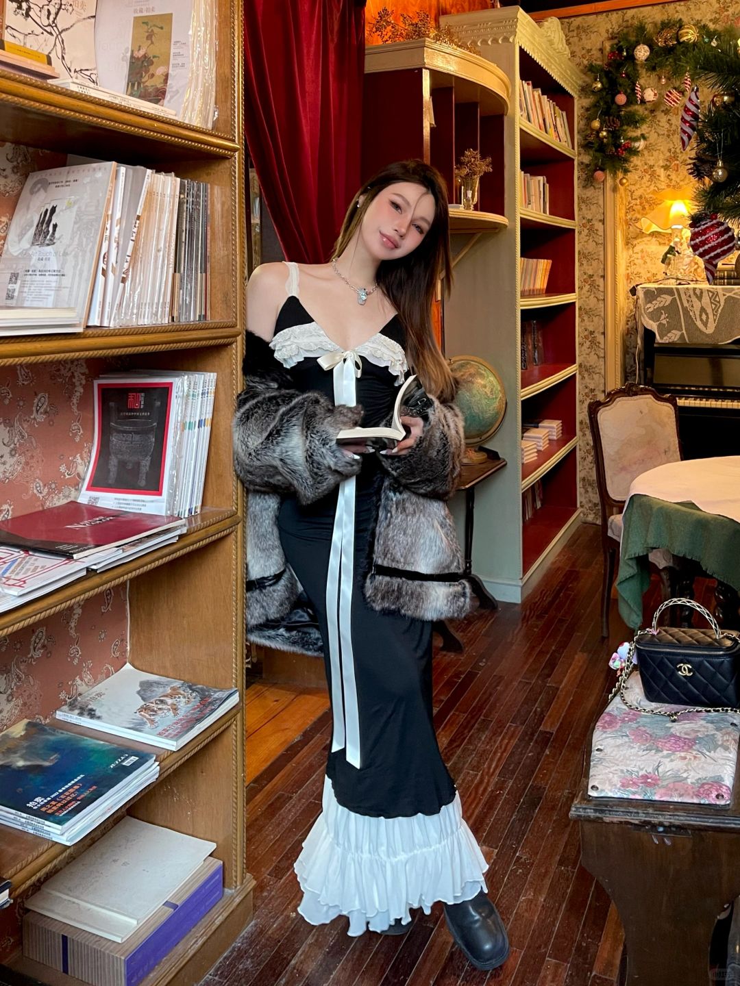 𝓵𝓾𝔁𝓾𝓻𝔂仲夏夜之梦🍇