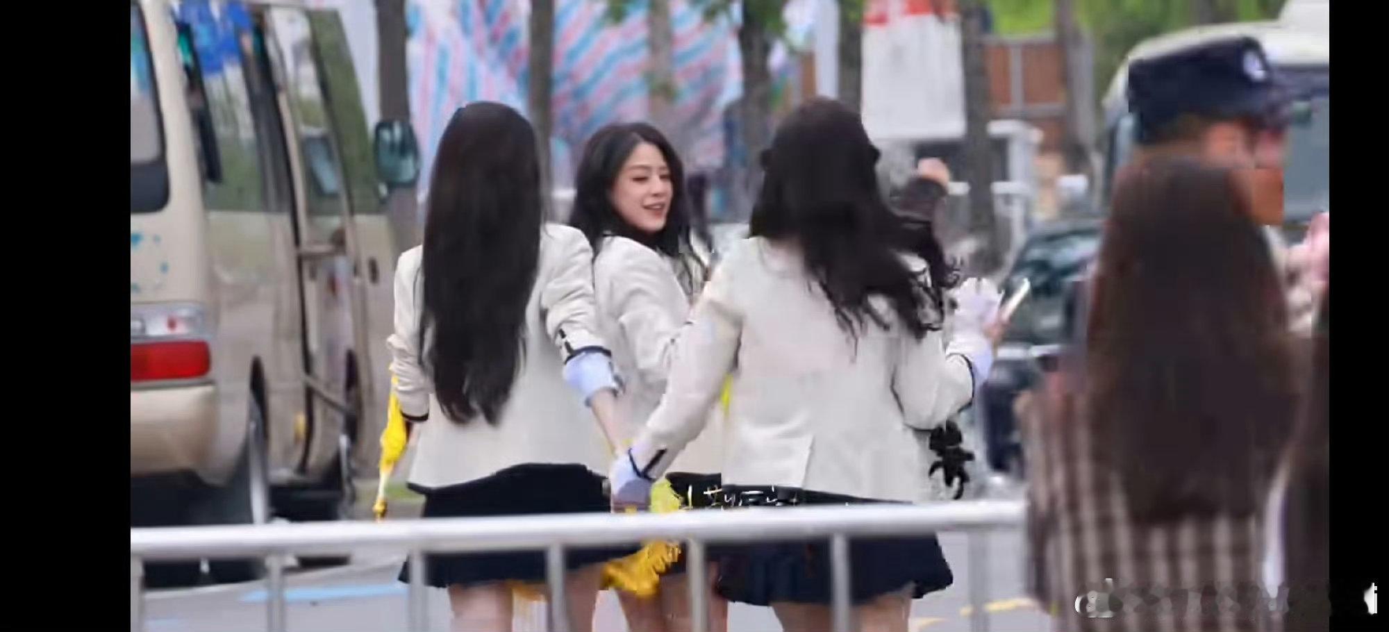 孙怡江语晨二公造型乘风2026二公造型必须夸夸孙怡和江语晨！孙怡灵动俏皮，造型青