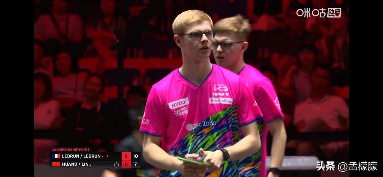 林诗栋/黄友政决赛负于法国大小勒布伦，夺得WTT新加坡大满贯2026男双亚军
