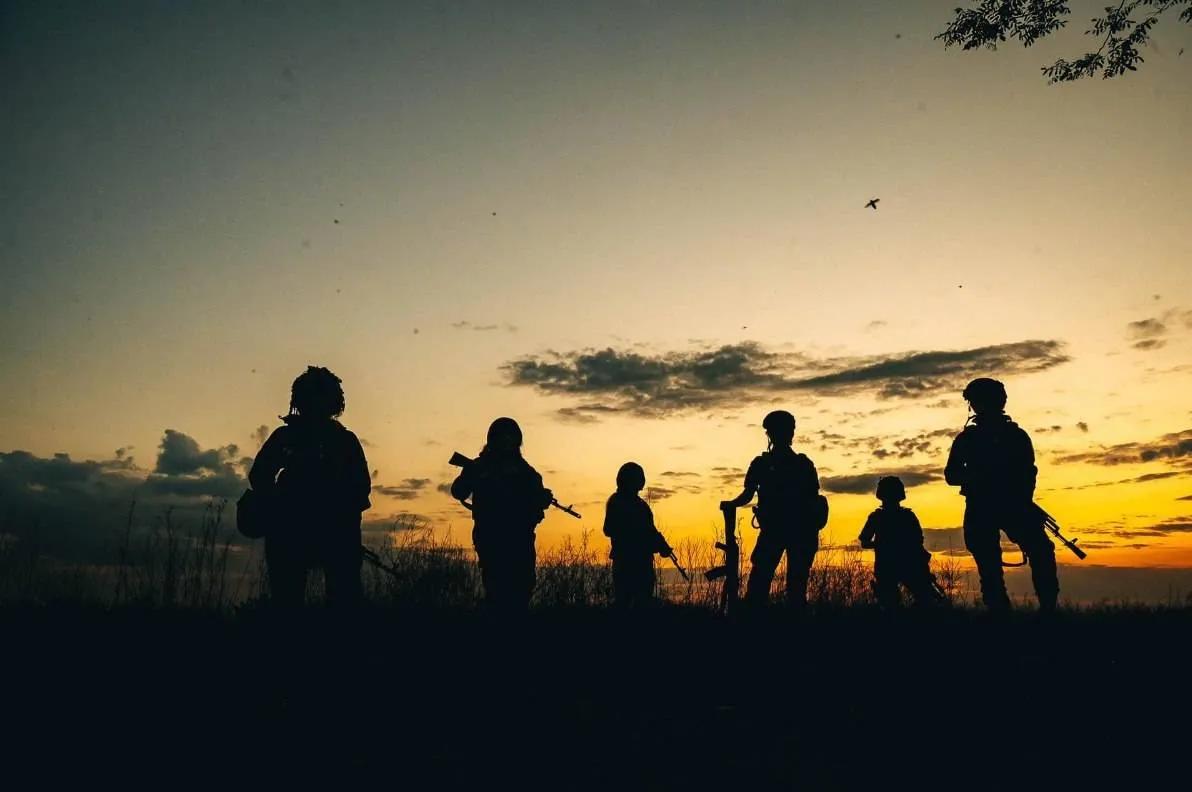 西方军事专家认为现在说乌军反攻是成功还是失败还为时过早 乌克兰武装部队的反攻势头