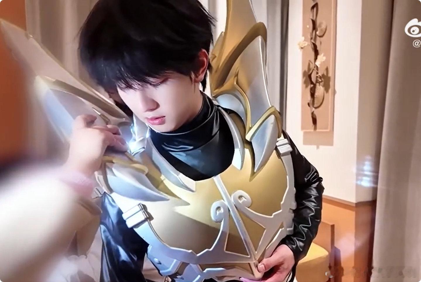 穆祉丞周五晚高疯vlog周五晚高疯穆祉丞这个 vlog 也太可爱了吧！全程笑得好