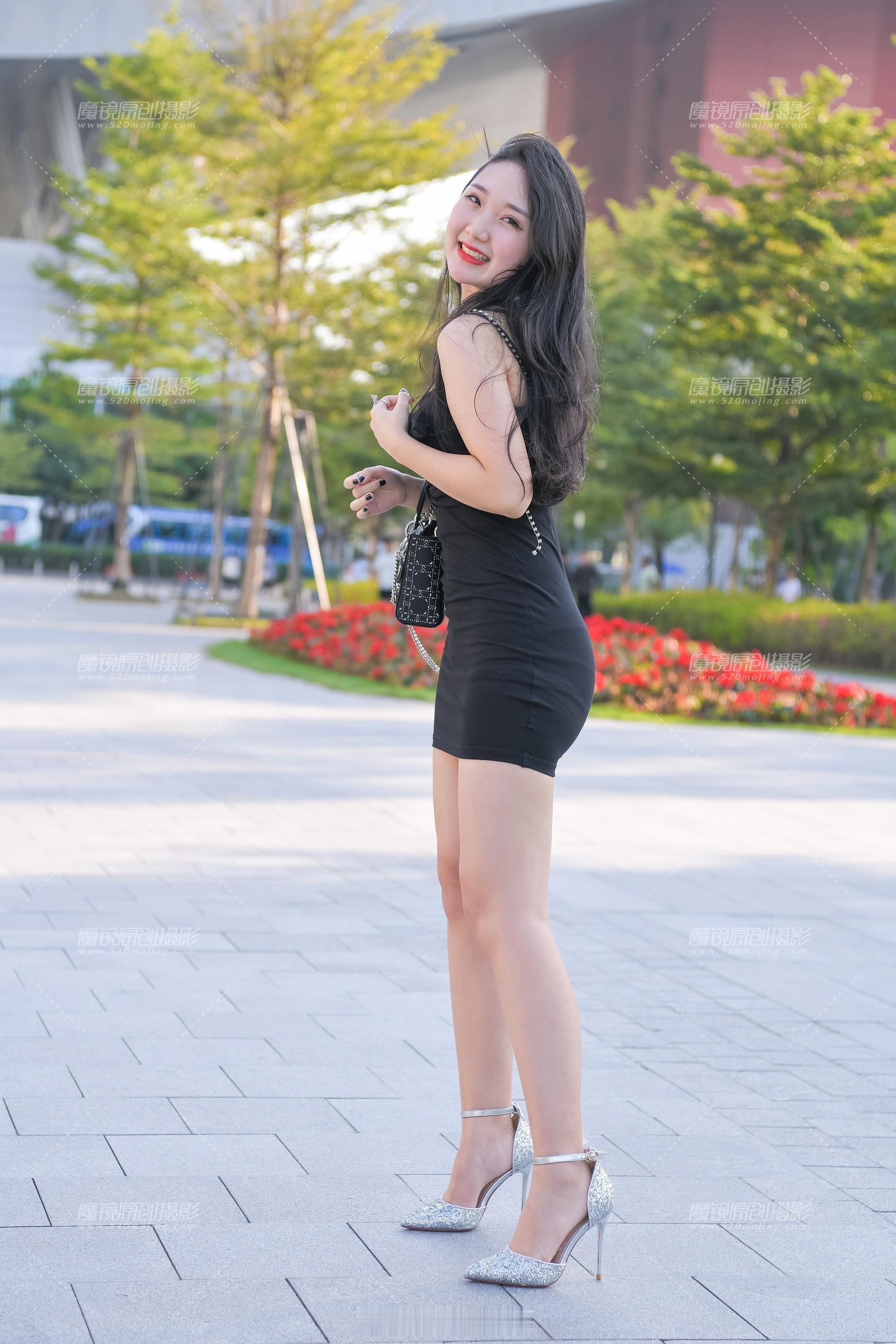 谁说黑色显瘦的看小姐姐，黑色到底显不显瘦？ 