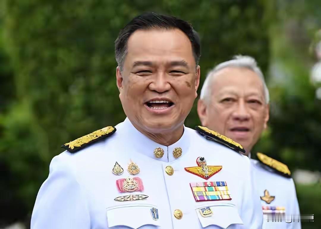 泰国新总理阿努庭是百分百的华人，这可不是我们上赶着攀附他，这是他在2023年自己