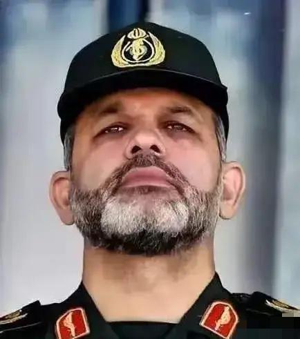 伊朗革命卫队传来消息，
2026年4月14日，伊朗伊斯兰革命卫队放出狠话：如果战