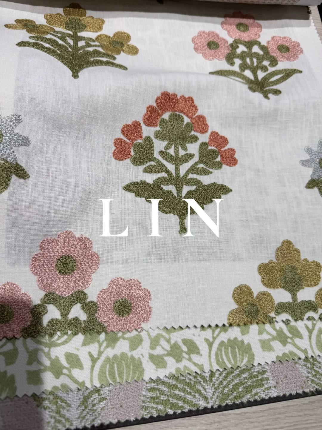 是一眼看上的小花布🌺