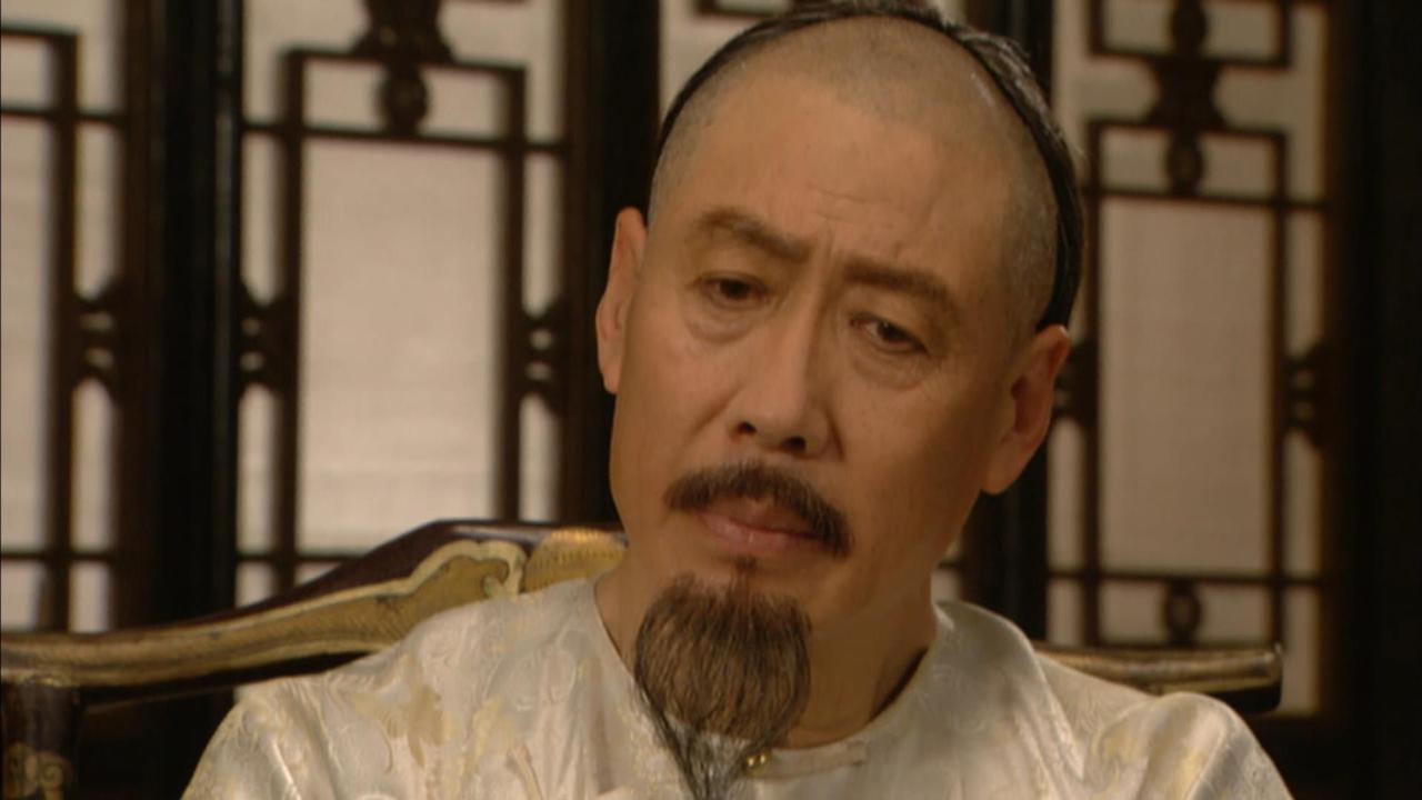 在电视剧《雍正王朝》中，为什么听到太子胤礽说四阿哥做事手段激烈，康熙就把桂顺斋做