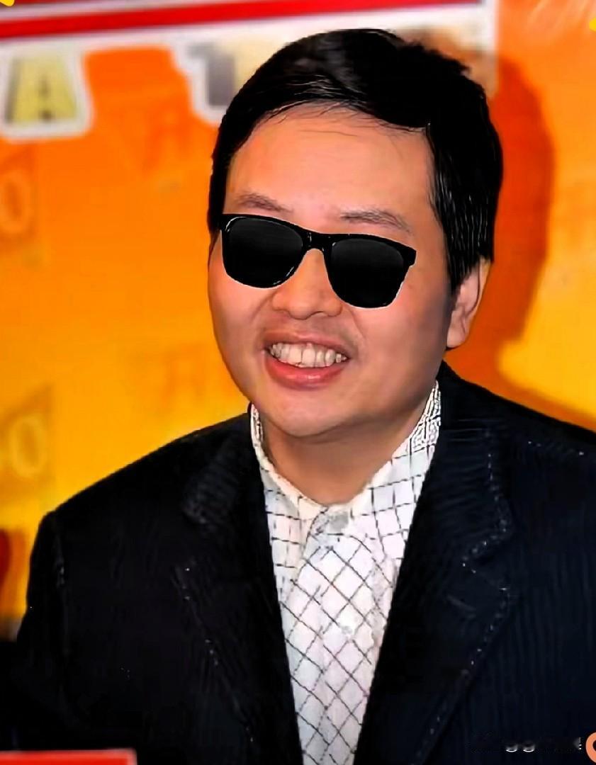 揪着极光光和17个人的事不放，宋老师这波太硬气了！拿着手头材料一条条追问，就想让