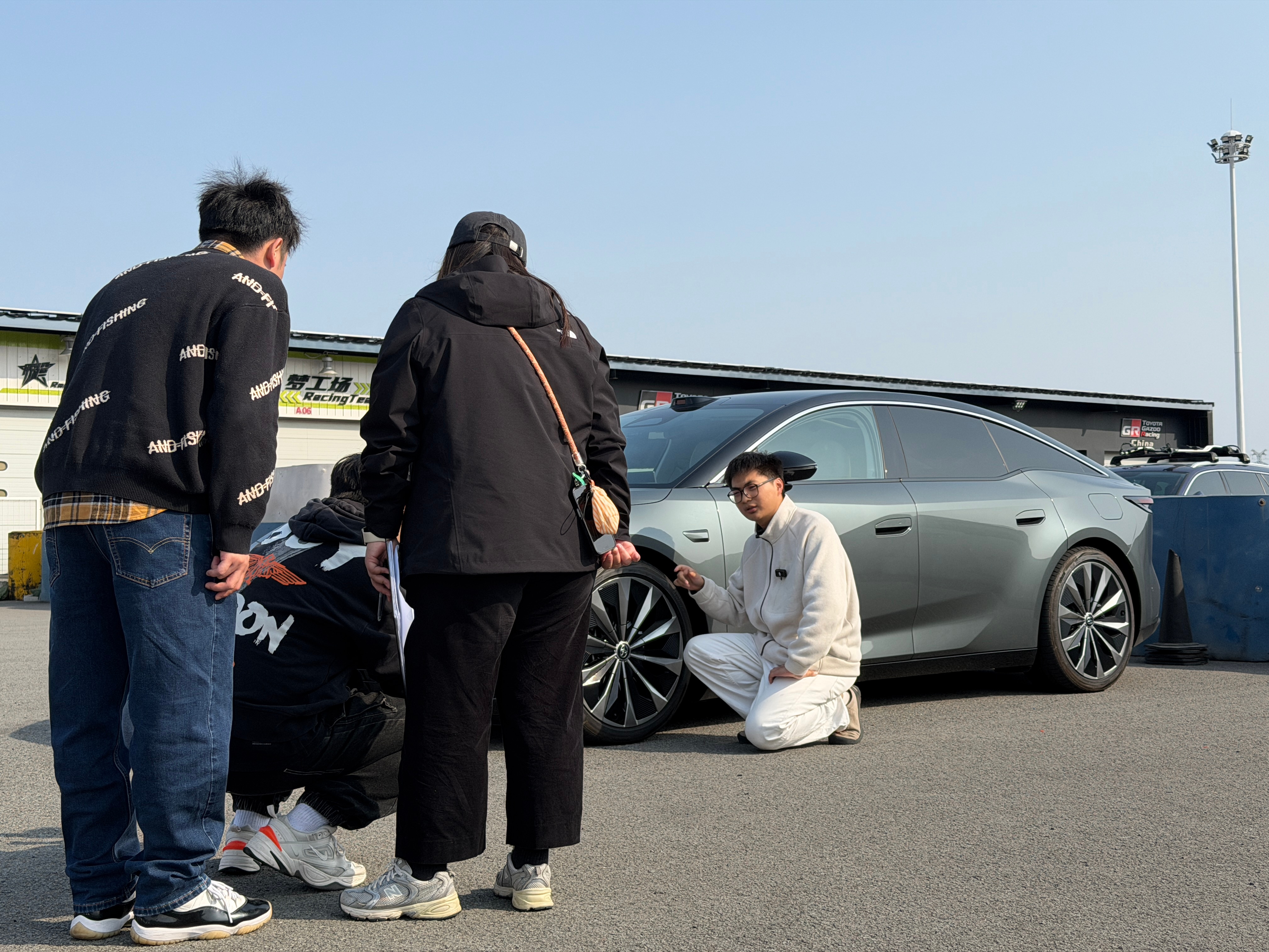 丰田不愧是大品牌，今天在铂智7的活动看到了非洲媒体。