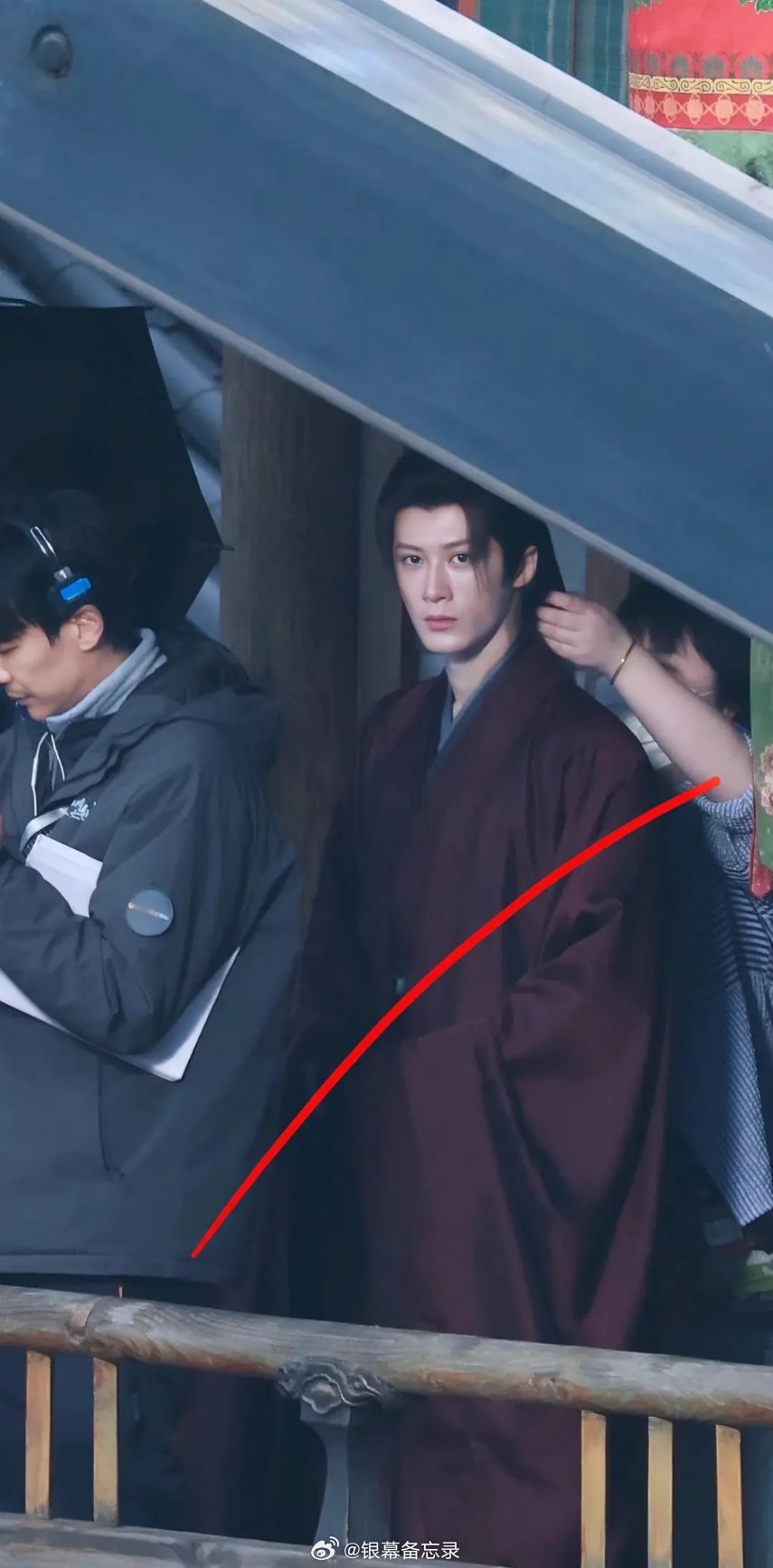 檀哥一演男主，感觉不是来谈恋爱的，是来跟女主比颜值的 