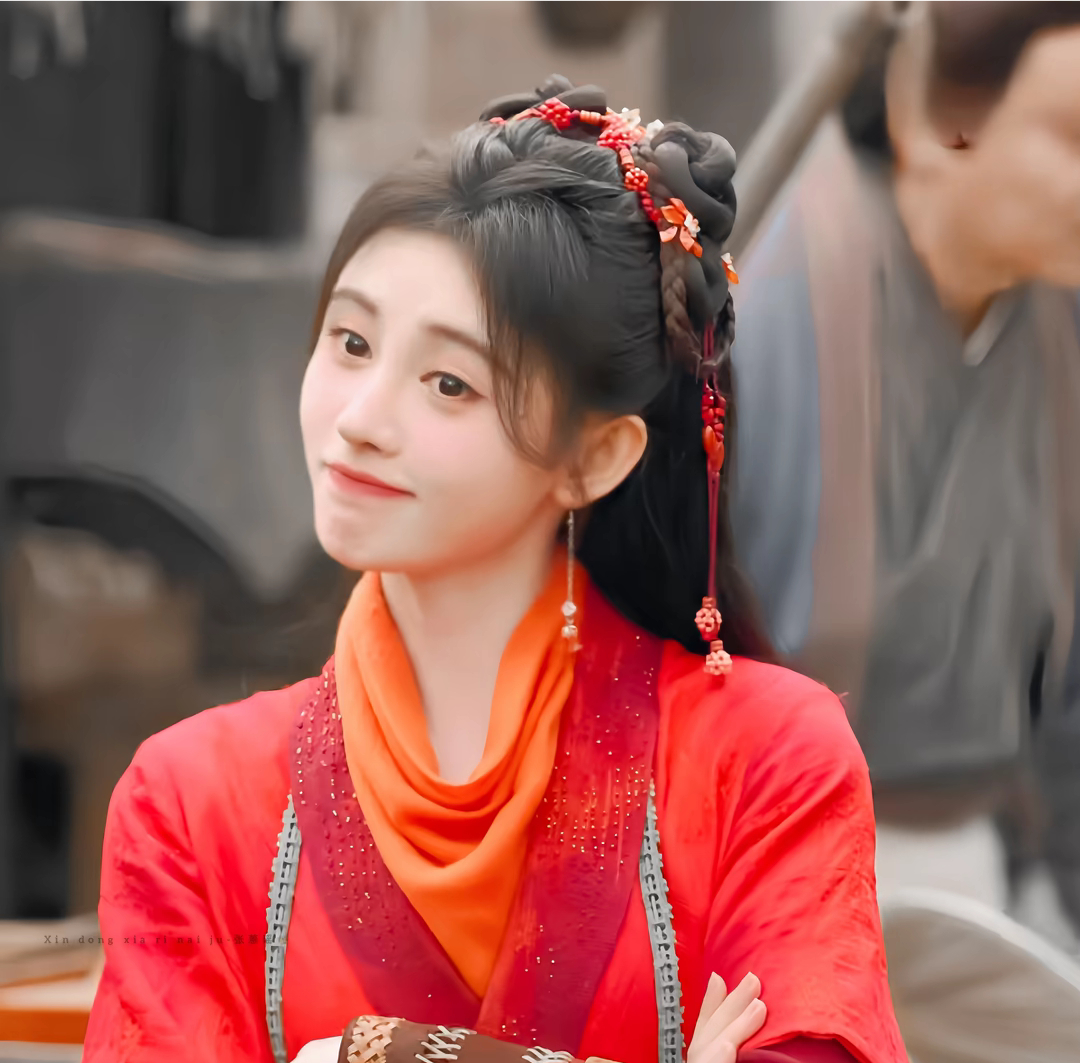鞠婧祎阿黛 🍊💙鞠婧祎来战 🌷在人群中爱你，便是最好的距离。​​​