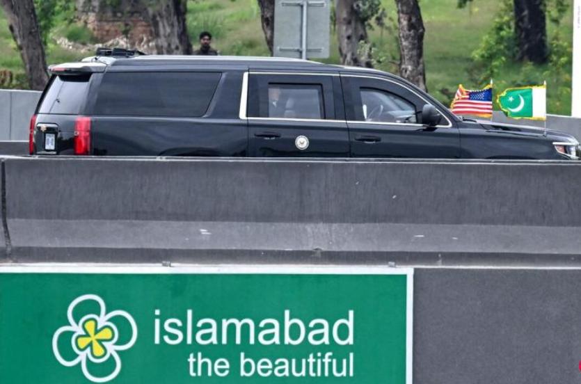 伊朗与美国开始在伊斯兰堡举行会谈！

据法新社，4月11日，美国副总统万斯抵达伊