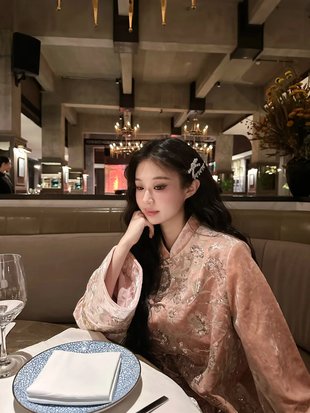 穿这身在民国高低是个大小姐