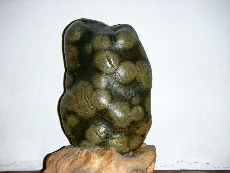 分享你的奇石乐山赵斌