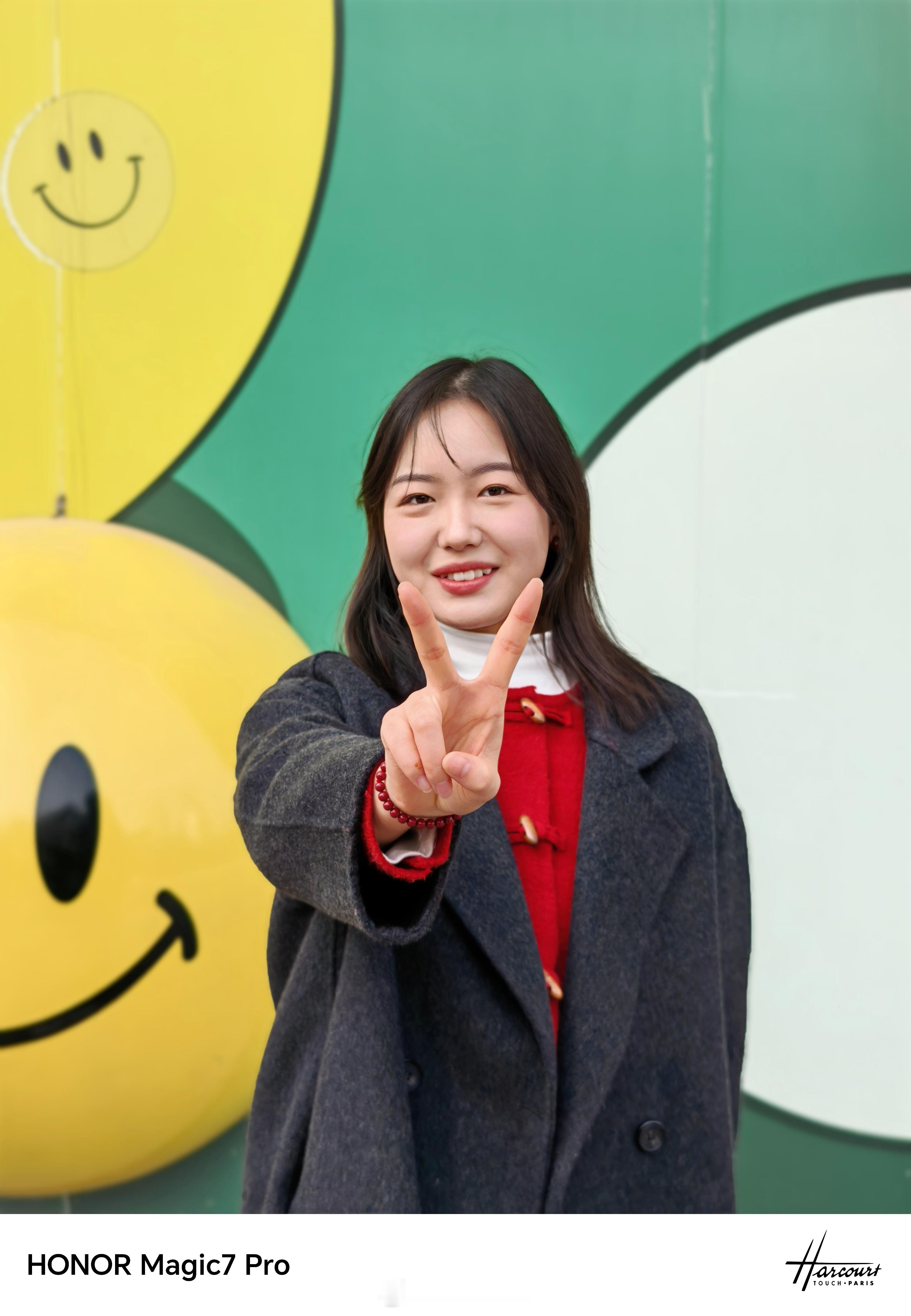 5家旗舰室外人像随手拍[并不简单]大家觉得哪张更好看？[举手] 