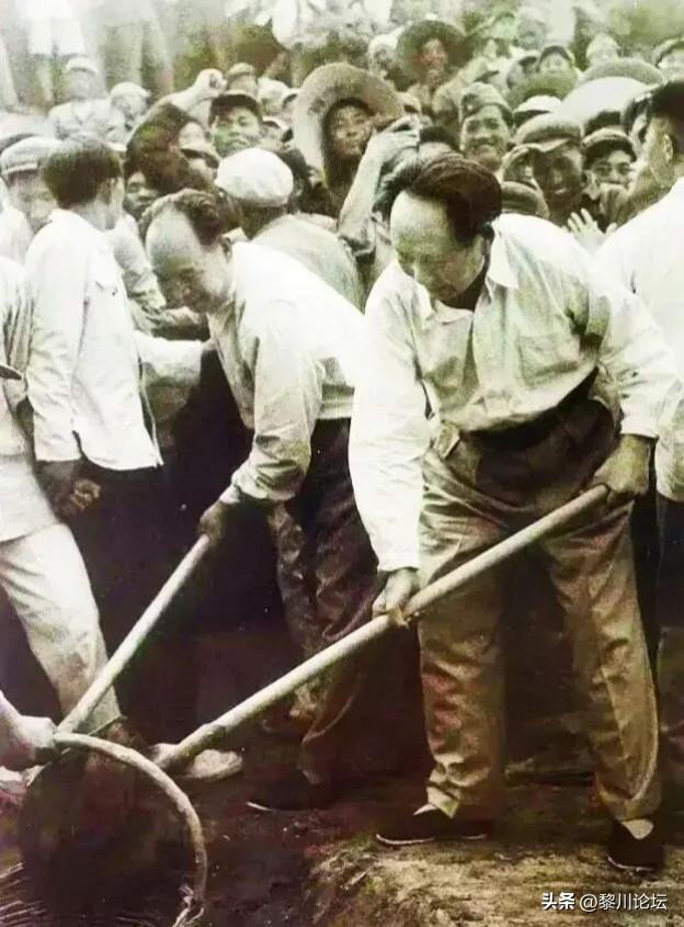 一个心中只有自己、没有人民的人，不管他学历有多高，能力有多强，对国家和人民来讲，