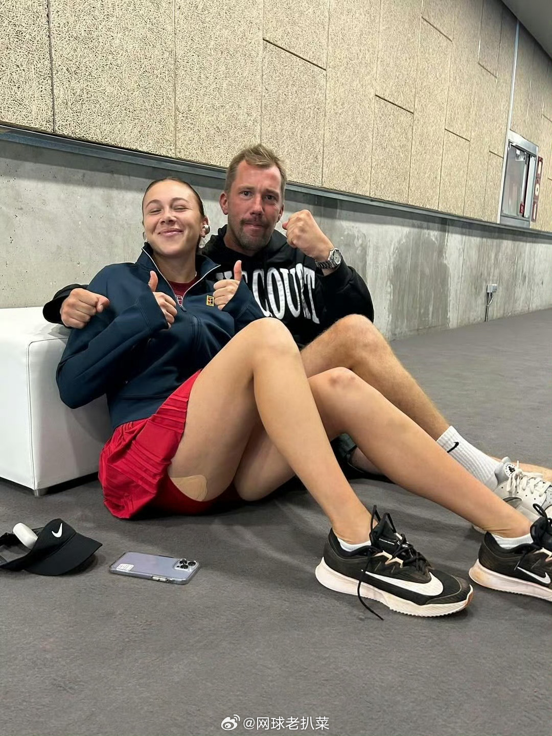 前有斯瓦泰克，今有阿尼西莫娃。双双宣布结束与教练合作同样赛季表现差强人意的WTA