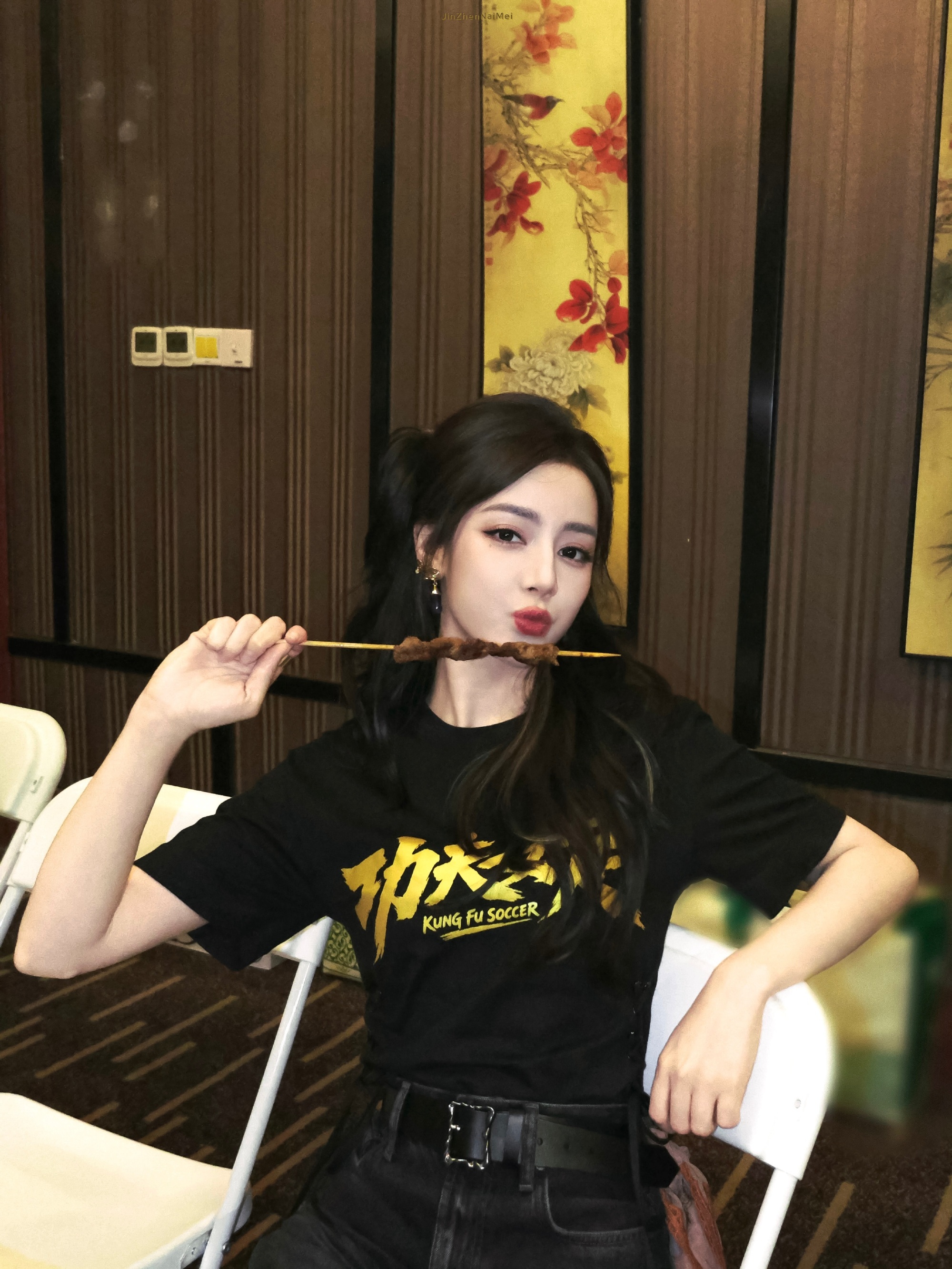 迪丽热巴  dlrb迪丽热巴卫蓝 dlrb迪丽热巴虽然不能同时拥有一切 想用每日