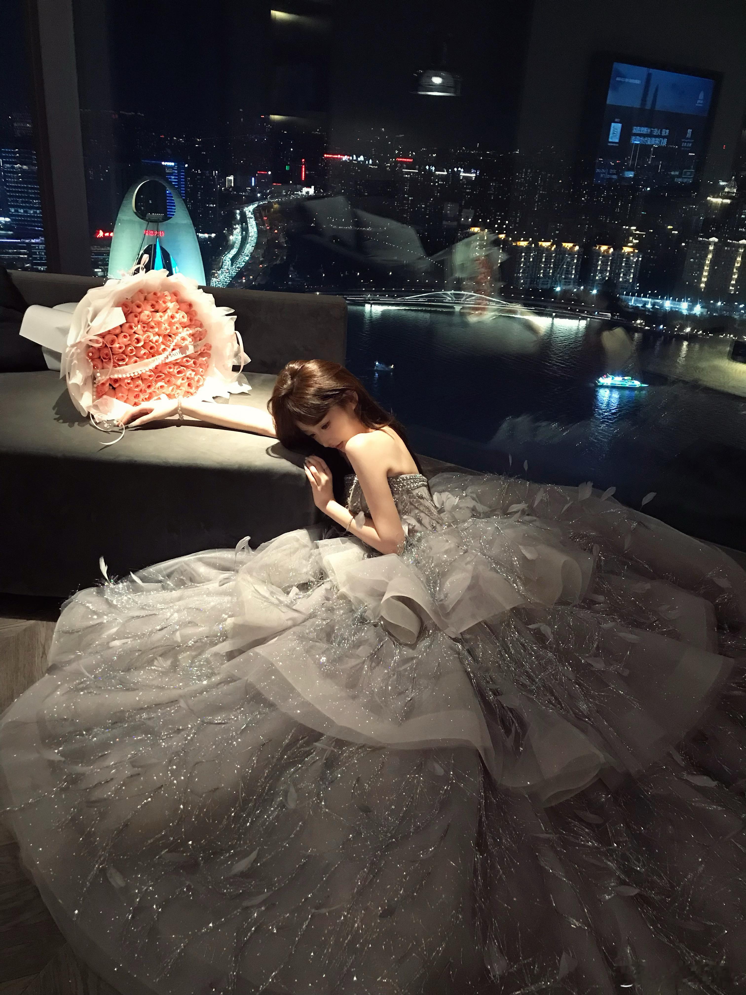 被爱包围的杂七杂八 