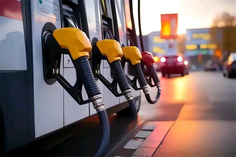 一百年前汽油车战胜了电动车，一百年后汽油车还能再次战胜电动车吗？事实显然不能这么