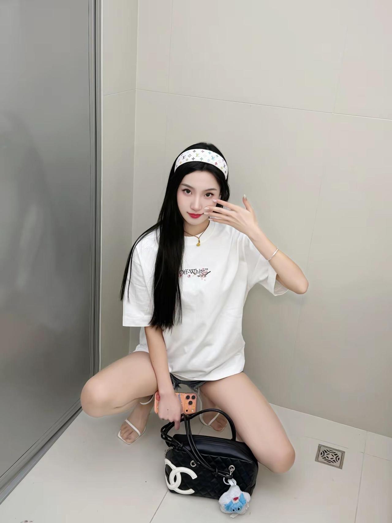 我不是故意偷听到你们的对白 好像她也不是很在意我的存在偷听对白Joysaaaa