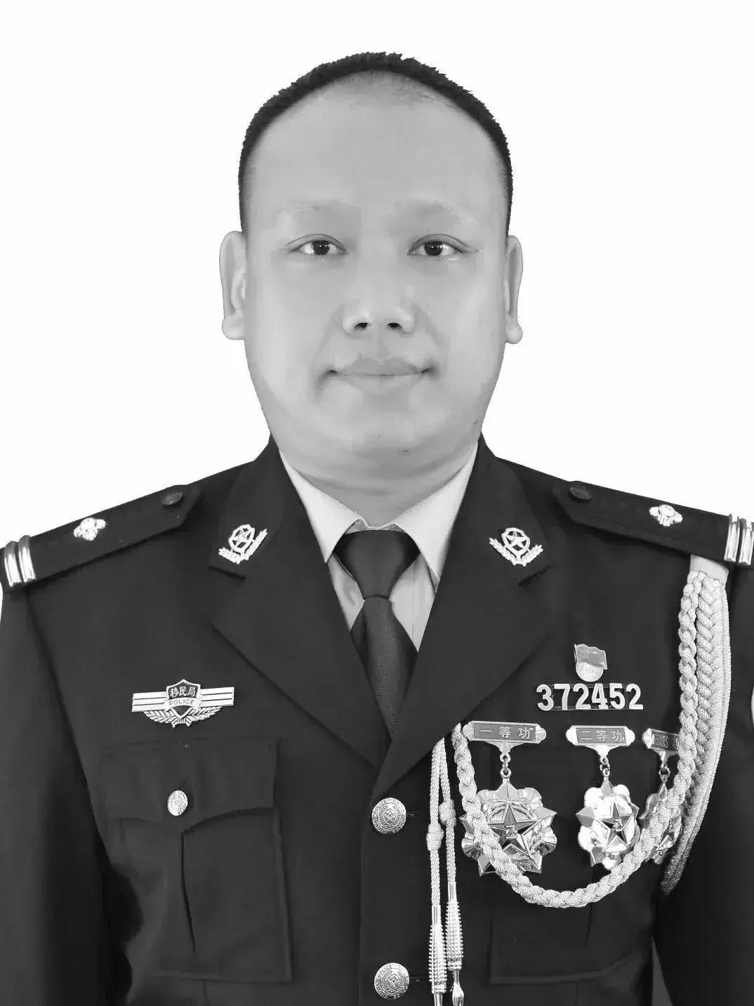 蔡晓东（1983年5月-2021年12月4日），男，哈尼族，云南省江城县人，20