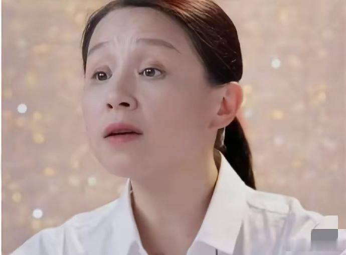 她说如果知道陈情令会这么火，她绝对不会让肖战去试镜。 