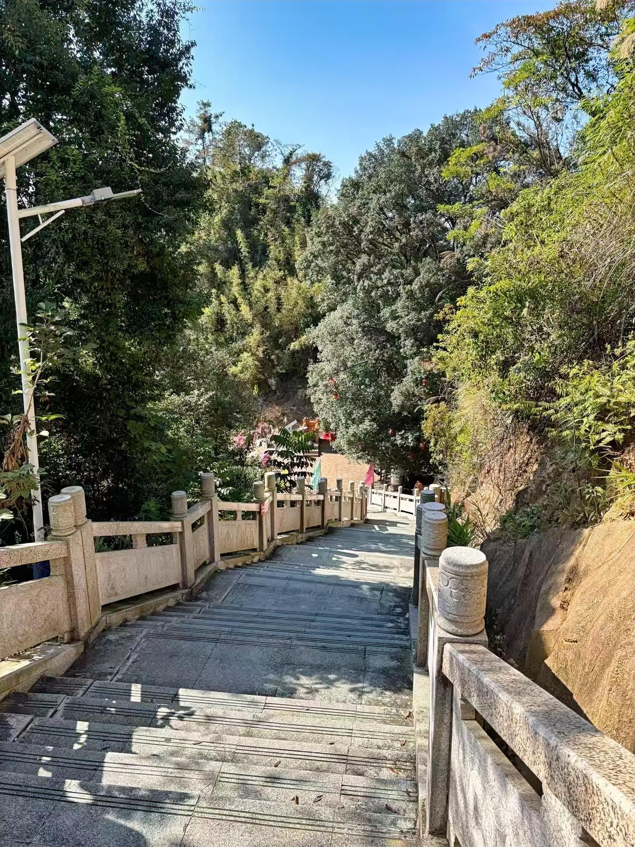 女人最大的底气是什么女人最大的底气，说白了，就是自己手里有钱、心里有底。不用开口