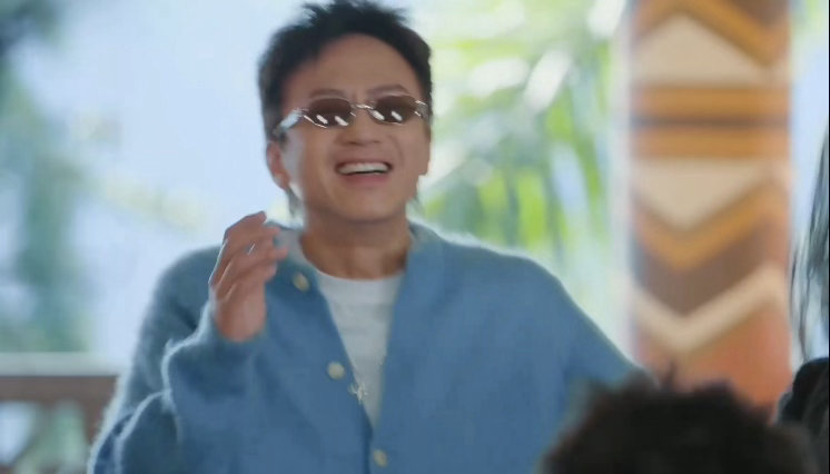 邓超你在用你的脊椎干什么邓超摇最猛的头跪最诚恳的地咱就是说邓超哥你真的是太好有活