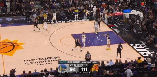 追梦最后发疯了，疯狂对喷布克，两个人都被罚走，淘汰也要整活  太阳淘汰勇士太阳首