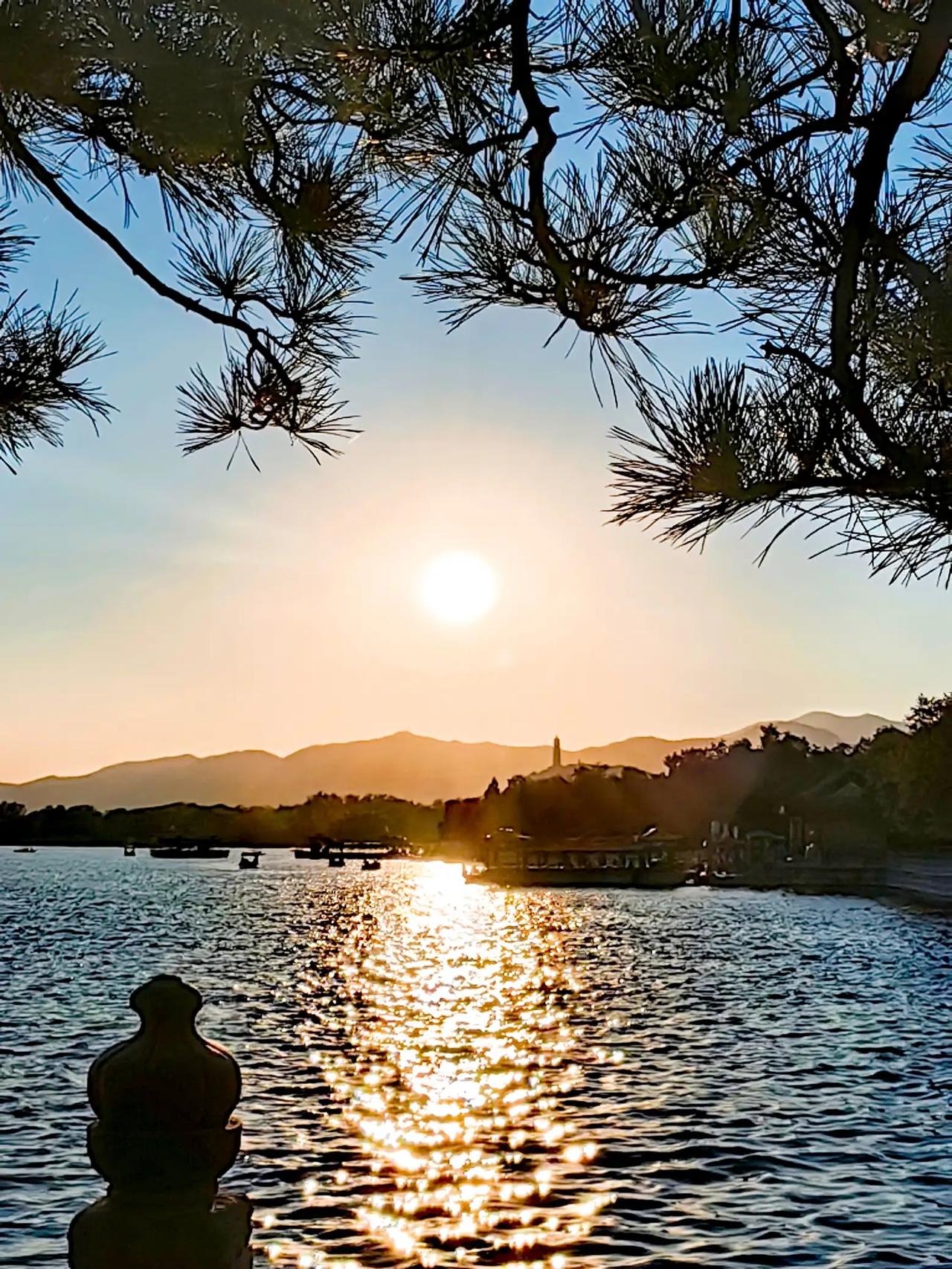 夕照玉泉山！