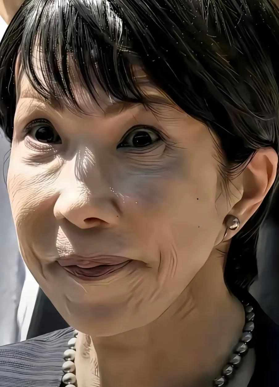 农谚：黑馍多就菜，丑人多作怪。