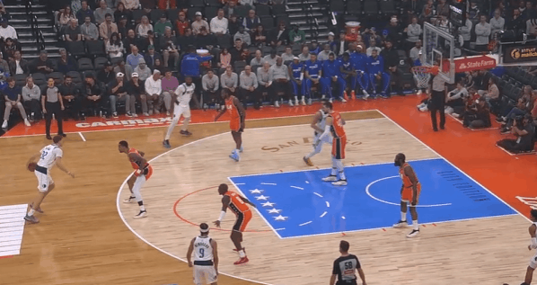 新秀观察：状元的生涯之夜，弗拉格对阵快船35+8状元弗拉格在今天对阵快船的比赛中