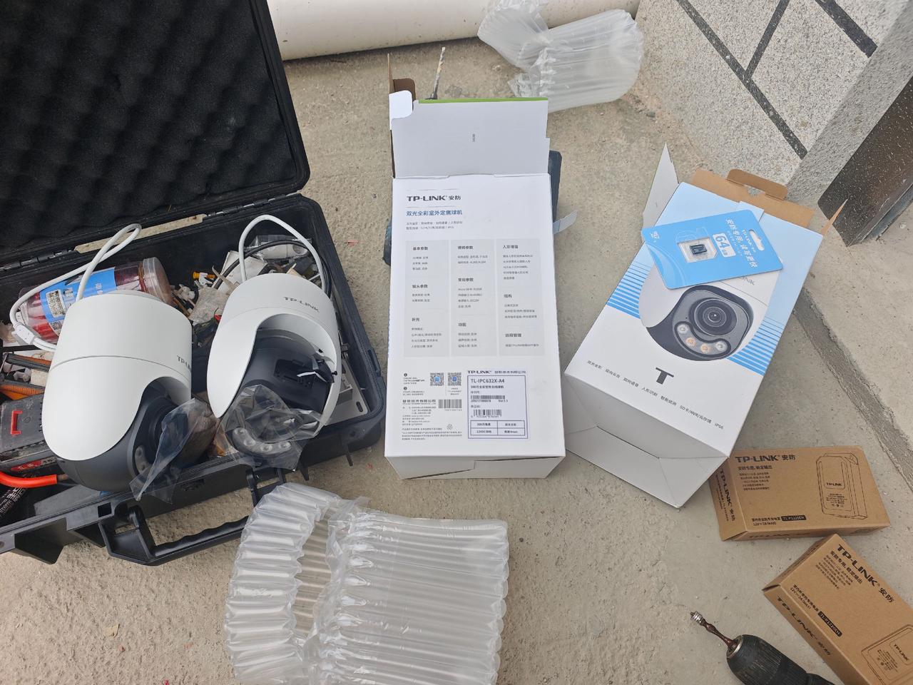 今天来大户人家安装监控监控摄像头 监控下的一幕