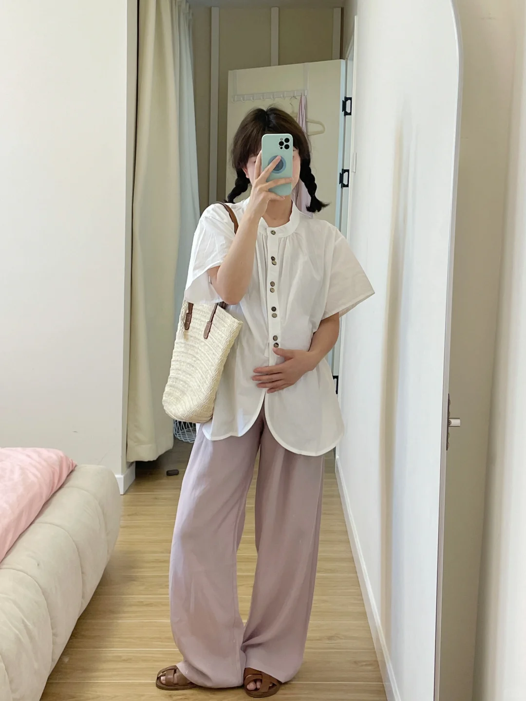 姐妹们，孕期一定要试试直筒裤好显瘦