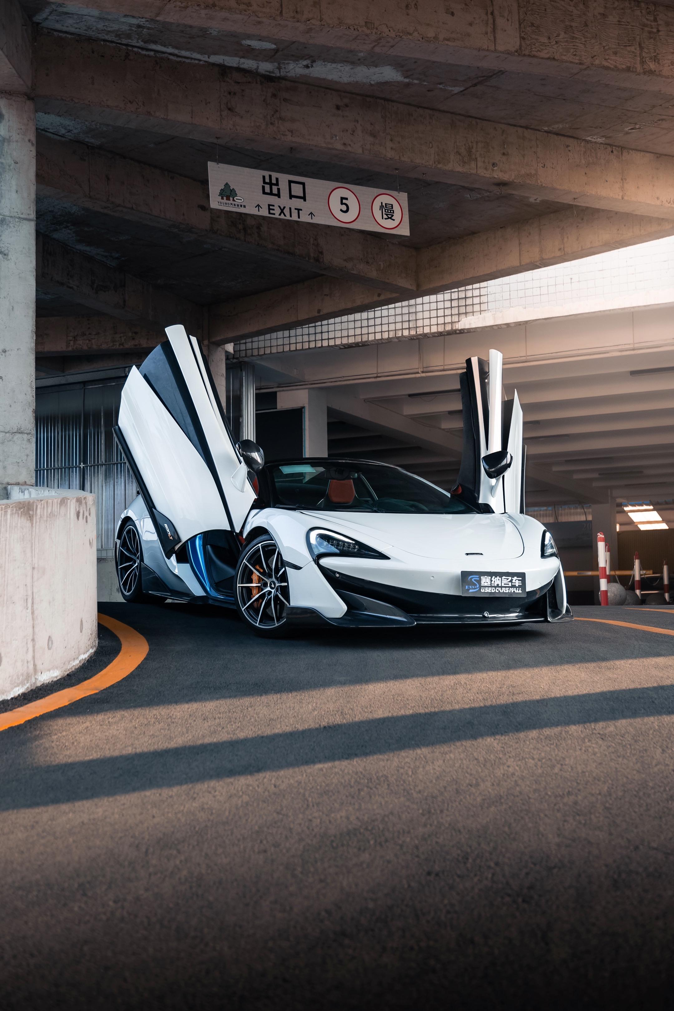 微笑烧烤架-600lt spider.孤傲到国内1/50的赛道版迈凯伦