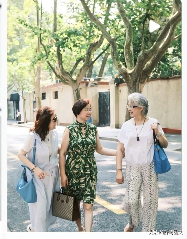 我个人观点，
全国最会穿衣的是上海女人
您认同吗？
很少看到邋里邋遢的上海女人，