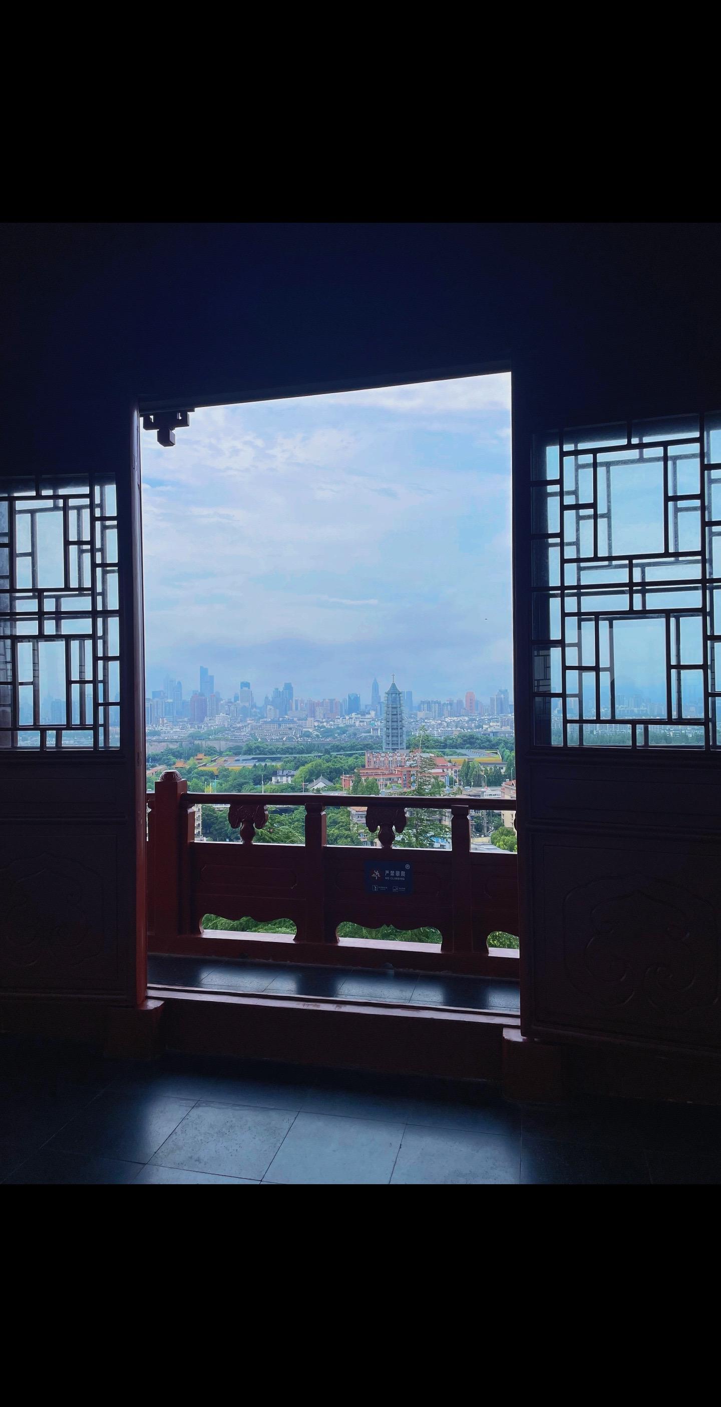 雨花阁终于开放了，南京城际线一览无遗