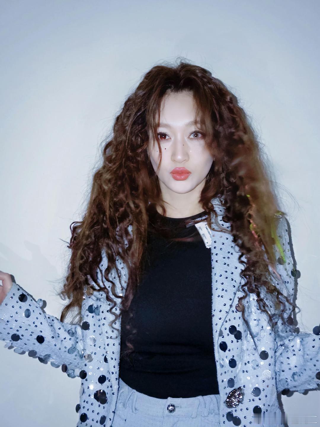李小冉刻在骨子里的普通disco不想睡的星期五群像 刻进肌肉记忆的普通disco