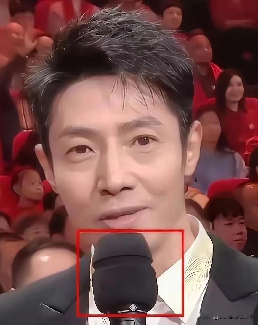 以前的劳模都是采煤工、掏粪工、纺织女工，现在都是演员、明星、企业家！把他的名额给