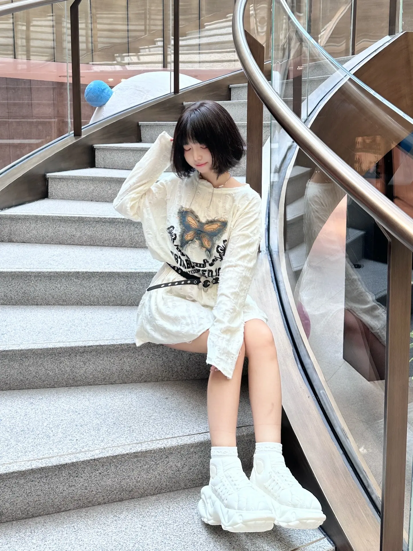 少女的无序由天真构成。