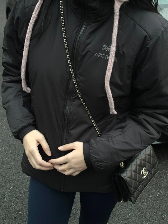 说白了朋友们 始祖鸟谁穿不高级