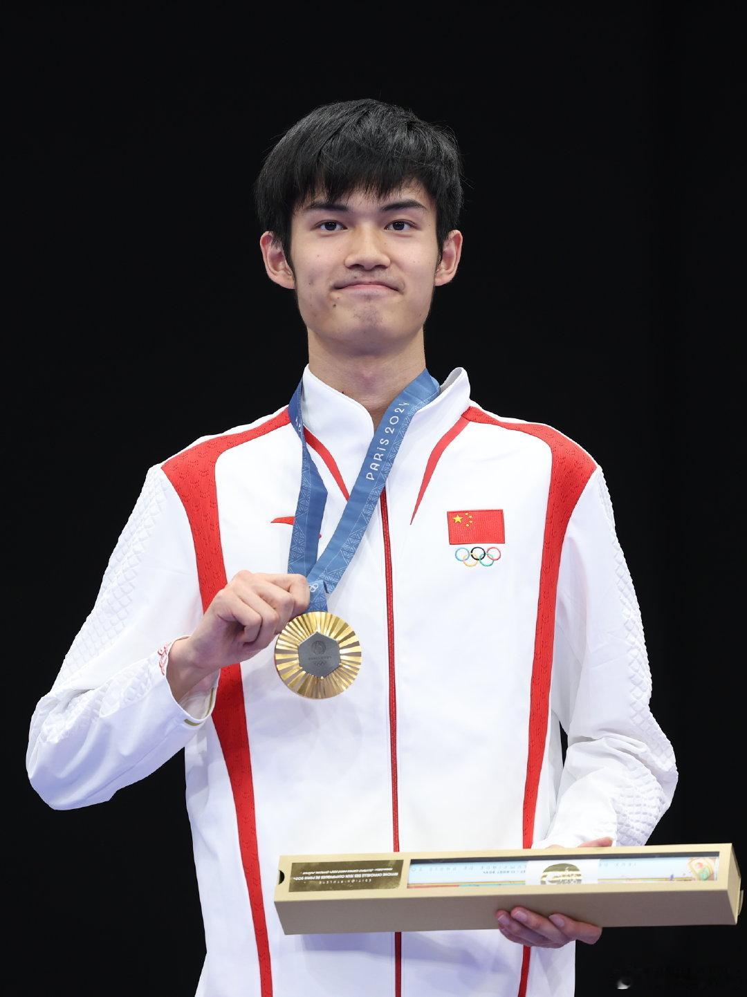 祝盛李豪生日快乐  今天是射击奥运冠军盛李豪的生日，送上真挚的祝福盛李豪参加两届
