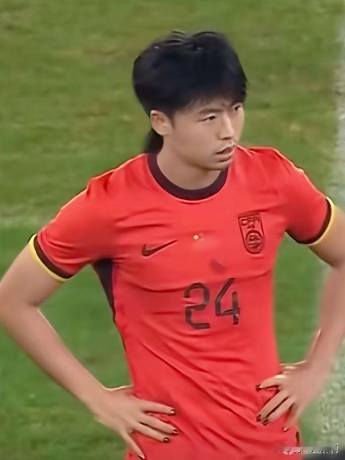 汪士钦手上有“美甲”被网暴…正在随中国U22男足征战熊猫杯邀请赛的浙江队球员汪士