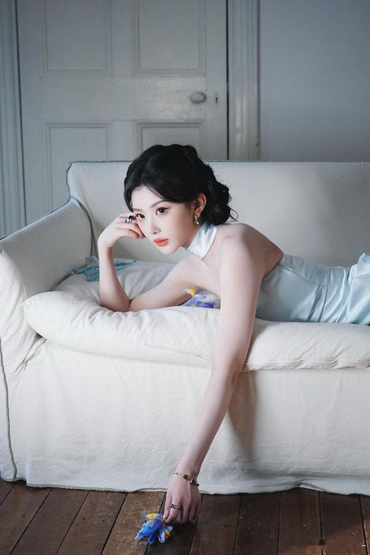 孔雪儿调侃何广智靠颜值吃饭孔雪儿何广智的妆容喜好不相通艺笔封神 何广智被夸能走偶