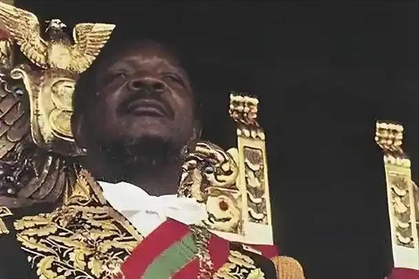 1968年，台湾美女服务员意外被中非暴君相中，很快就远嫁非洲，过上了奢靡的生活，