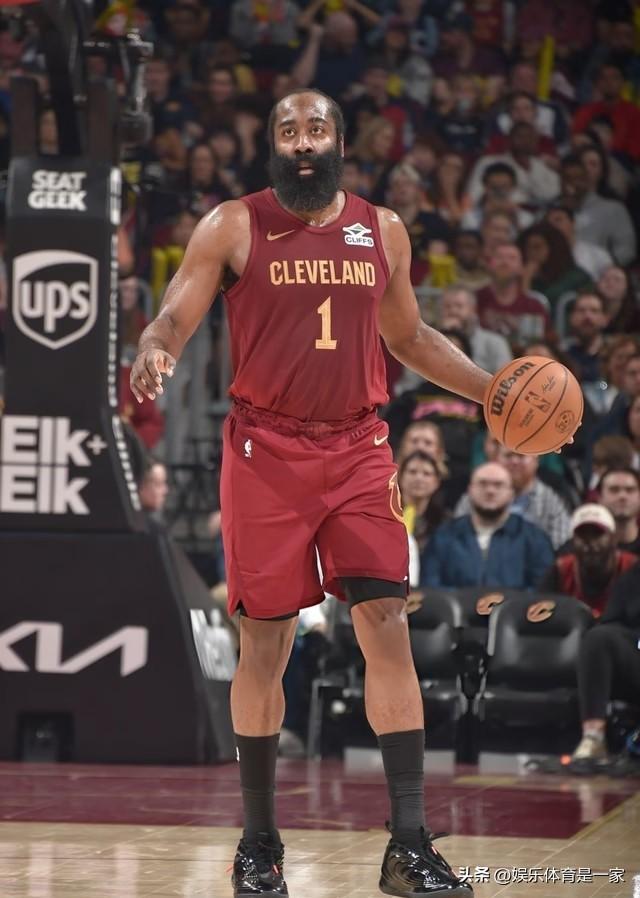 NBA常规赛爆冷门！骑士主场被独行侠狂虐，哈登更是打出加盟以来最差一战
北京时间